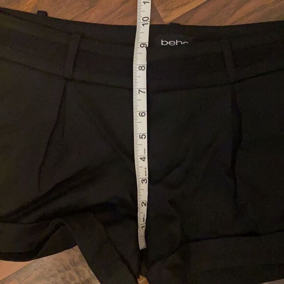 Bebe Y2K Black Cuffed Style Brand New Shorts Feminine Resort Brunch Event Work - Picture 10 of 11